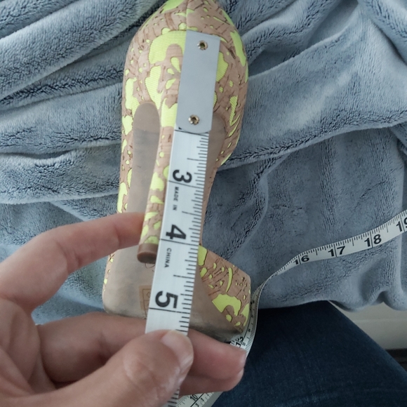 Jessica Simpson Shoes - Picture 5 of 5